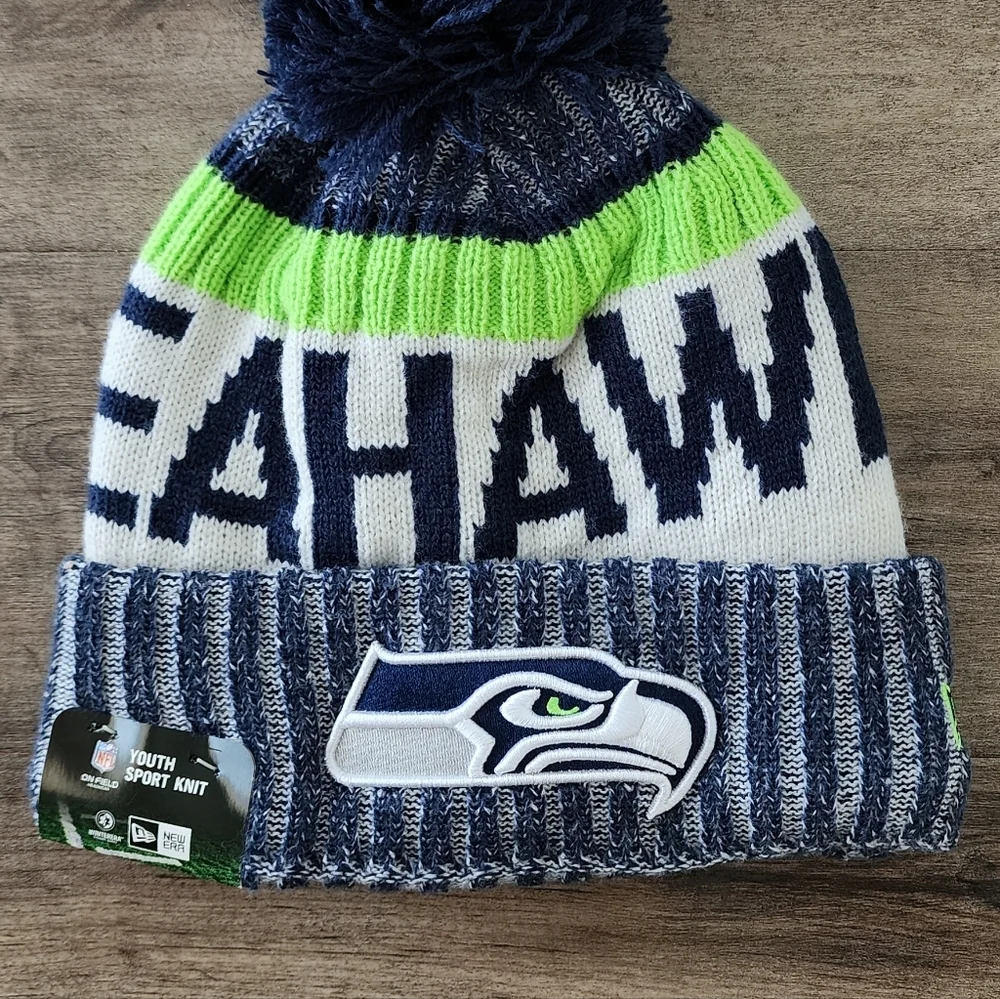 New Era NFL Seattle Seahawks Youth Sport Knit Pom Beanie NEW